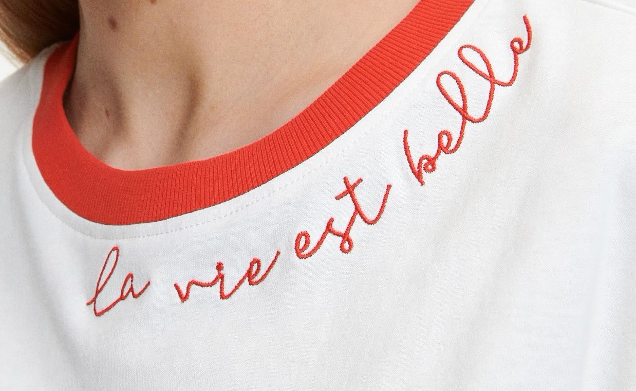 koszulka - francuskie hasło